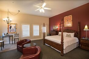 Gruene River Hotel & Retreat