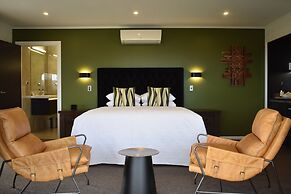 Atea Lodge