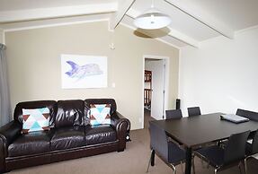 Russell Top 10 Holiday Villas