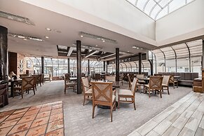 Jasper Inn & Suites by INNhotels