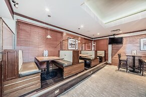 Jasper Inn & Suites by INNhotels