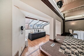 Jasper Inn & Suites by INNhotels