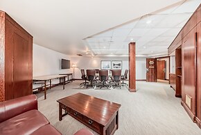 Jasper Inn & Suites by INNhotels