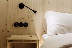 Zero Box Lodge Porto