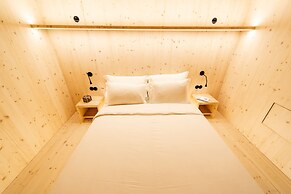 Zero Box Lodge Porto