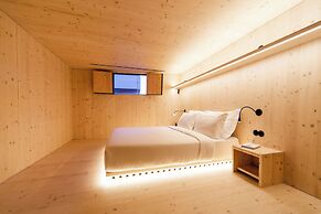 Zero Box Lodge Porto