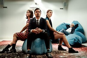 Zero Box Lodge Porto