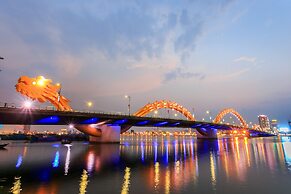 Sunshine Beach Da Nang