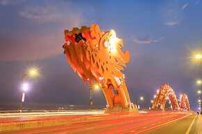 Sunshine Beach Da Nang