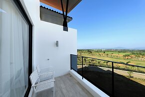 SkyeBay Club