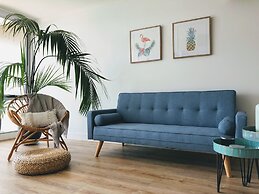 Staying Places - The Avenue