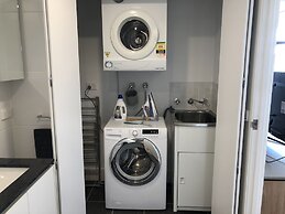 Staying Places - The Avenue