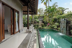 Pratiwi Ubud Villa