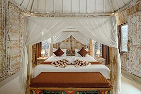 Pratiwi Ubud Villa