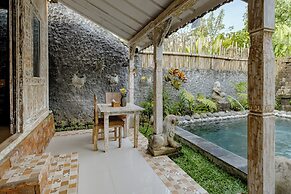 Pratiwi Ubud Villa