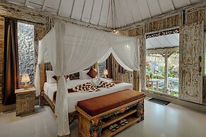 Pratiwi Ubud Villa
