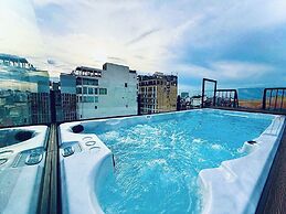 LUCIEN HANOI LAKESIDE HOTEL & ROOFTOP