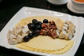 LUCIEN HANOI LAKESIDE HOTEL & ROOFTOP