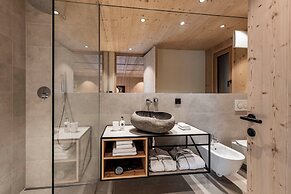 Presulis Hideaway Apartments & Restaurant