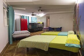 Go BCN Hi Sants - Hostel