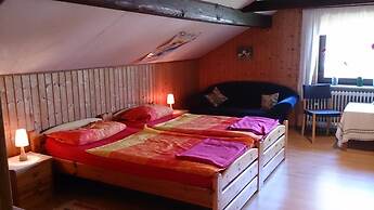 Gästehaus Burgwald-Trekking