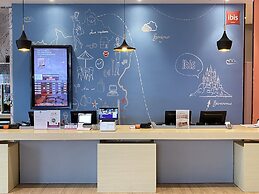 ibis Weihai Oriental New Ground  Hotel