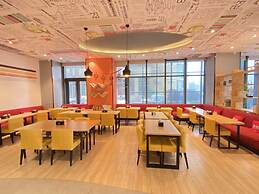 ibis Weihai Oriental New Ground  Hotel