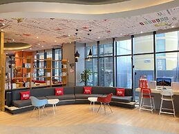 ibis Weihai Oriental New Ground  Hotel