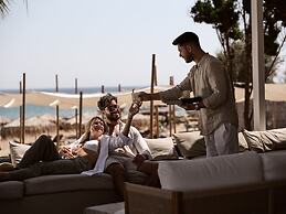 The Bay Hotel & Suites