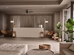 The Bay Hotel & Suites