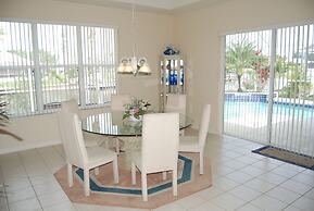 House Sunflower by Vacationhit