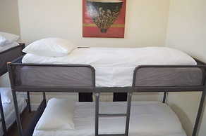 Blue Horseshoe - Hostel