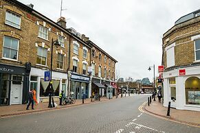 Immaculate Designer Home in Wandsworth