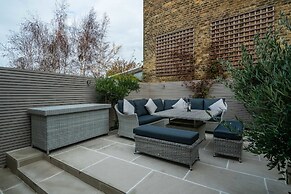 Immaculate Designer Home in Wandsworth