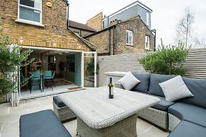 Immaculate Designer Home in Wandsworth
