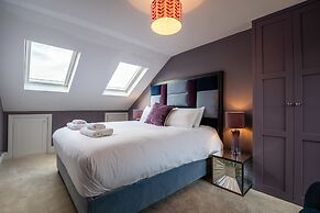 Immaculate Designer Home in Wandsworth