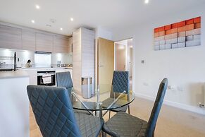 Alder House Serviced Apartment by Ferndale