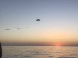 Sunrise Hotel Çameria