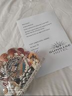 Sunrise Hotel Çameria