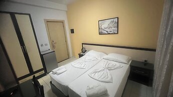 Sunrise Hotel Çameria