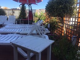 Sunrise Hotel Çameria