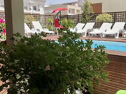 Sunrise Hotel Çameria