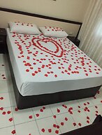 Sunrise Hotel Çameria