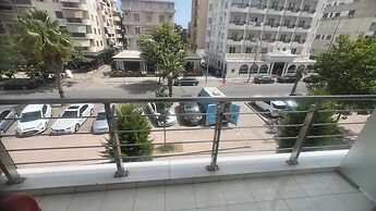 Sunrise Hotel Çameria