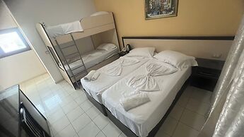 Sunrise Hotel Çameria