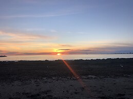 Sunrise Hotel Çameria