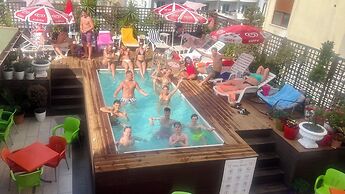 Sunrise Hotel Çameria