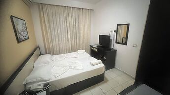 Sunrise Hotel Çameria