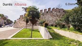 Sunrise Hotel Çameria