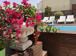 Sunrise Hotel Çameria